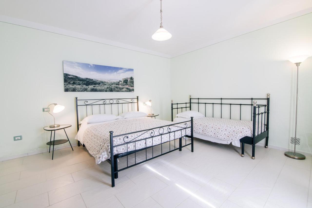 Holiday Home Il Borgo Degli Agrumi Uzzano Eksteriør billede