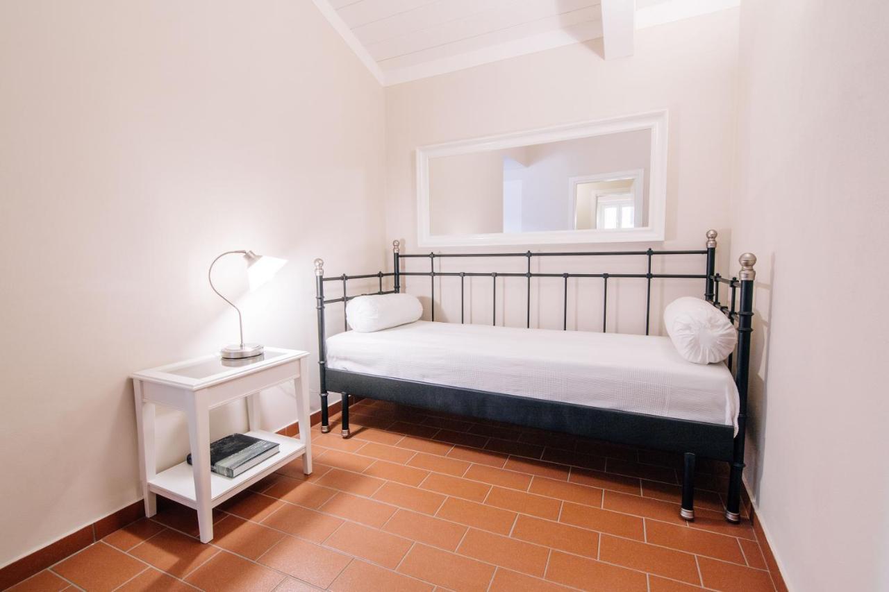 Holiday Home Il Borgo Degli Agrumi Uzzano Eksteriør billede