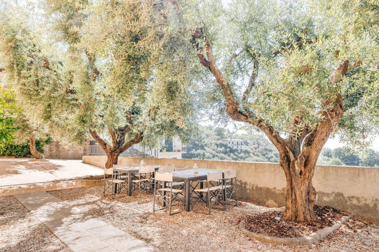 Holiday Home Il Borgo Degli Agrumi Uzzano Eksteriør billede