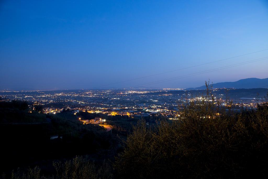 Holiday Home Il Borgo Degli Agrumi Uzzano Eksteriør billede