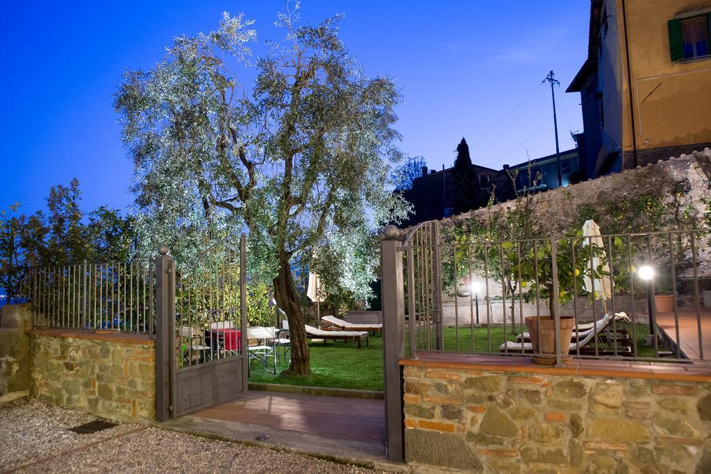 Holiday Home Il Borgo Degli Agrumi Uzzano Eksteriør billede